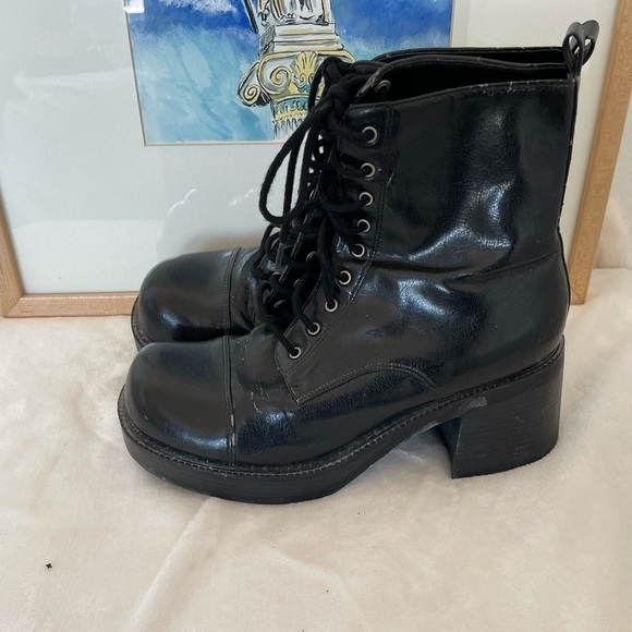 Vintage Xappeal round toe block ankle heel boot - Picture 3 of 6